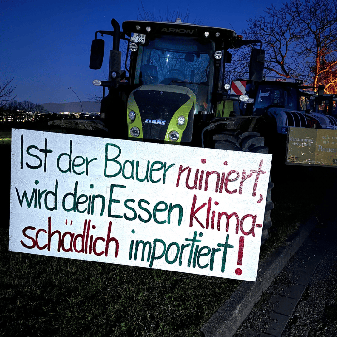 Über tausend Landwir­tinnen und Landwirte demons­trieren in Heidelberg
