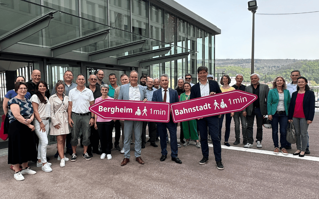 Endlich ist sie fertig! Neue Fußgän­ger­brücke zwischen Haupt­bahnhof und Europa­platz